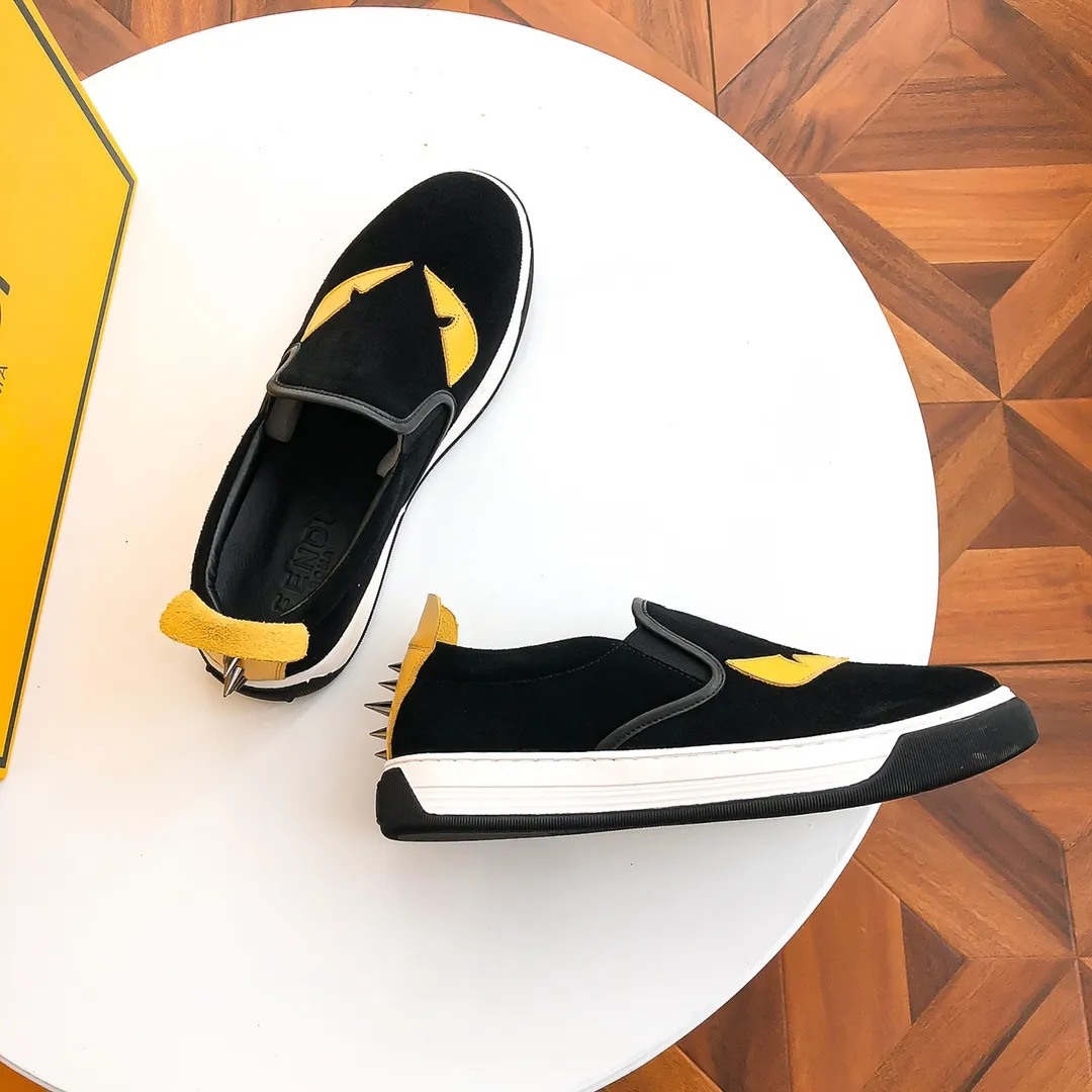 Factory price: 380💰 FENDI* Fendi Classic Shoe Series F Family Little Monster The upper is made of high-quality frosted cowhide, the sheepskin lining is soft and comfortable, the open-molded outsole is a versatile fashion men's shoe, size 38-44